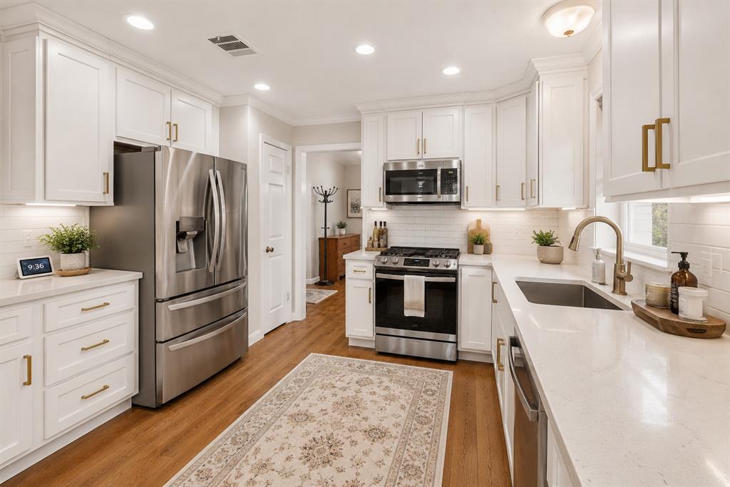 805 Fall Drive Allen, TX 75002 - Photo 12 of 21 Kitchen - AI Generated
