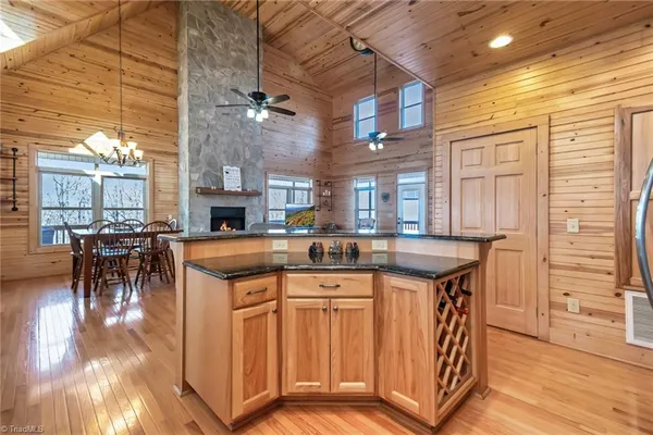 $578,000 | 658 Green Point Lane, Boomer, NC 28606