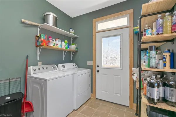 $578,000 | 658 Green Point Lane, Boomer, NC 28606