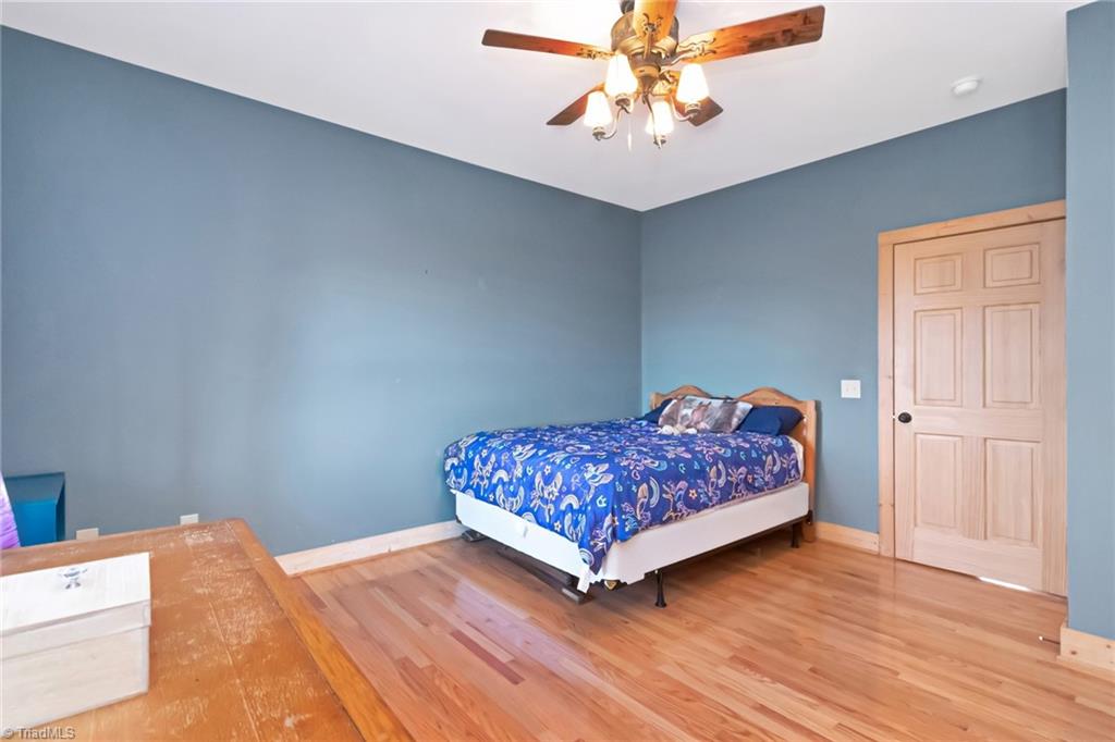 658 Green Point Lane Boomer, NC 28606 - Photo 20 of 50