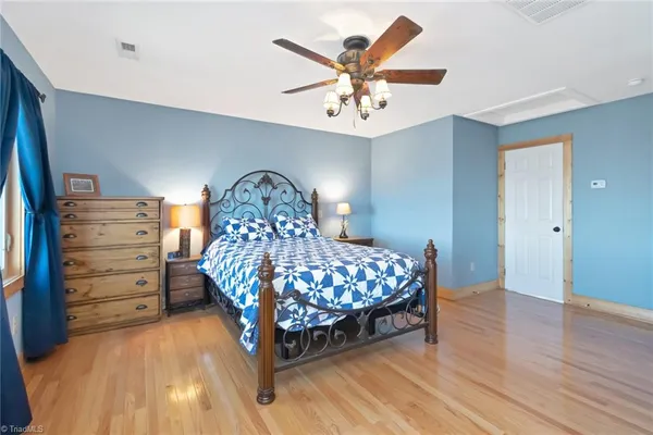 $578,000 | 658 Green Point Lane, Boomer, NC 28606