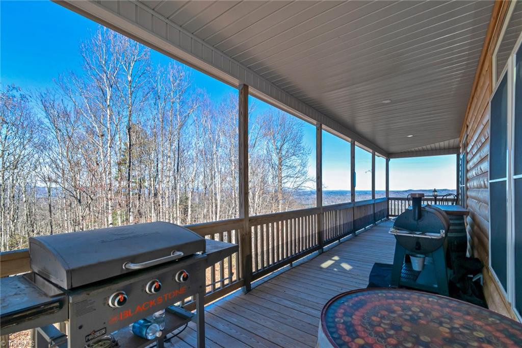 658 Green Point Lane Boomer, NC 28606 - Photo 4 of 50