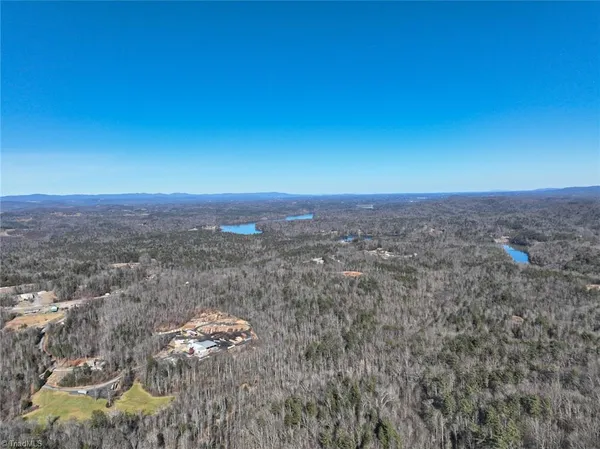 $578,000 | 658 Green Point Lane, Boomer, NC 28606