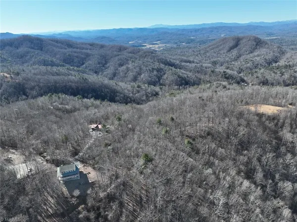 $578,000 | 658 Green Point Lane, Boomer, NC 28606