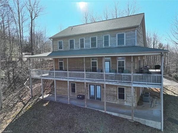 $578,000 | 658 Green Point Lane, Boomer, NC 28606