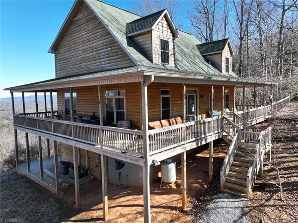 $578,000 | 658 Green Point Lane, Boomer, NC 28606