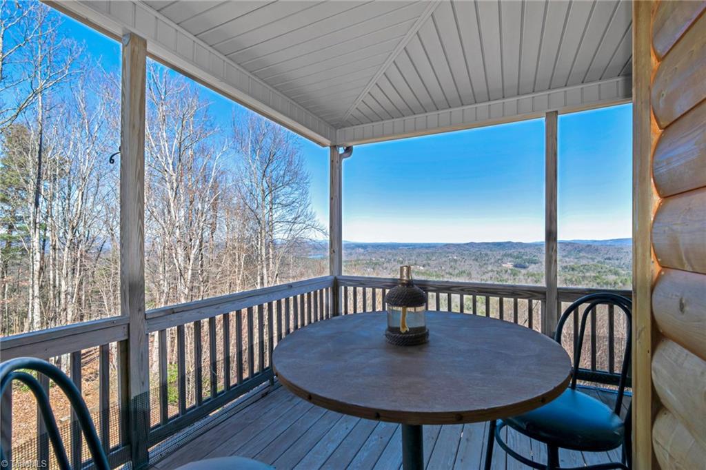 658 Green Point Lane Boomer, NC 28606 - Photo 5 of 50