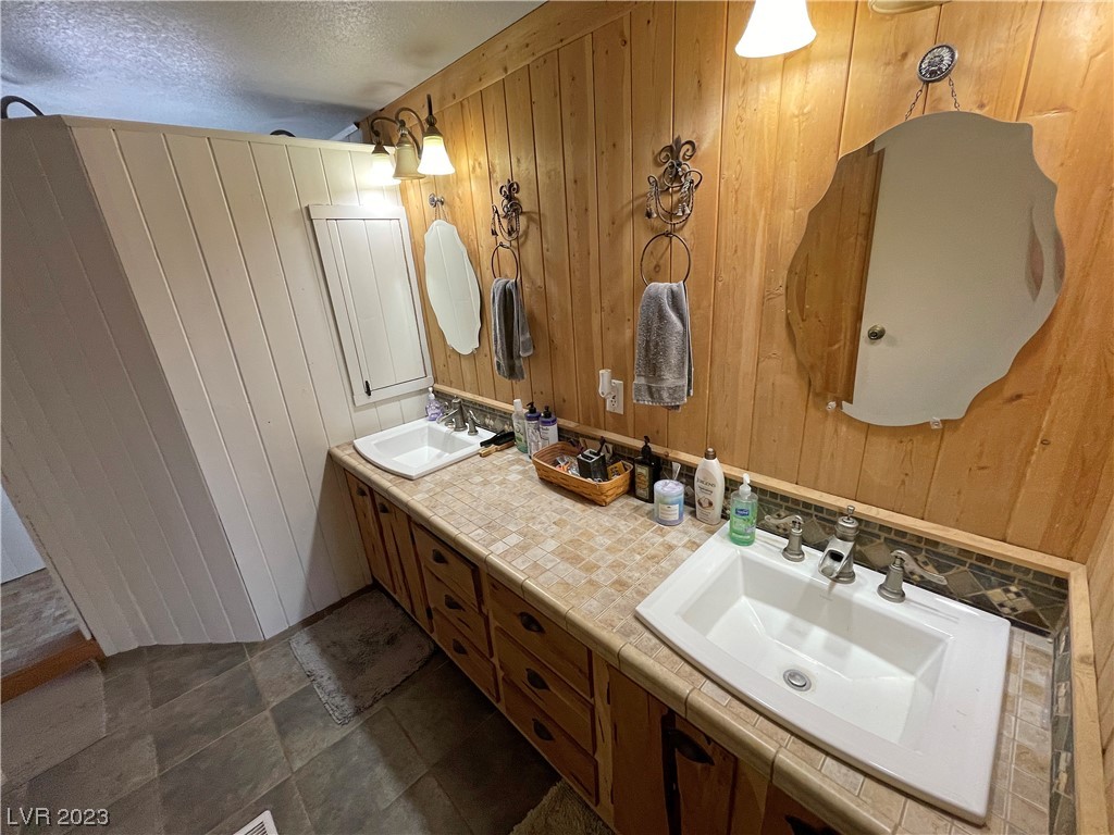 710 Bunarch Road Pahrump, NV 89060 - Photo 36 of 55