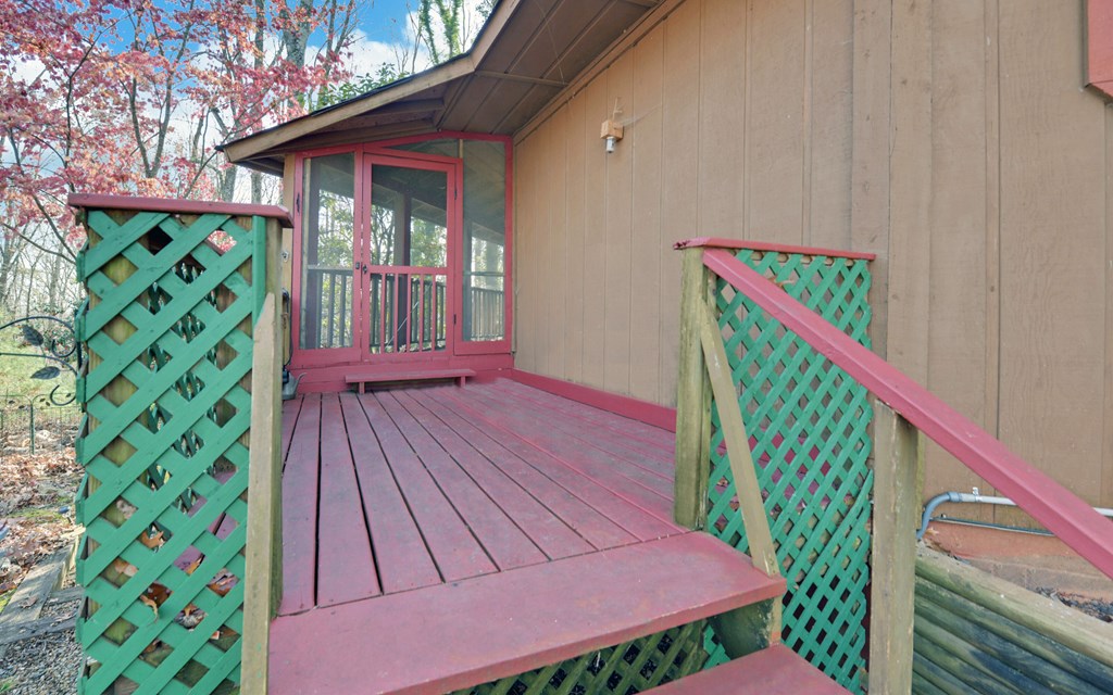 15 Trails End Road Blue Ridge, GA 30513 - Photo 30 of 46 a view of an outdoor space with a balcony