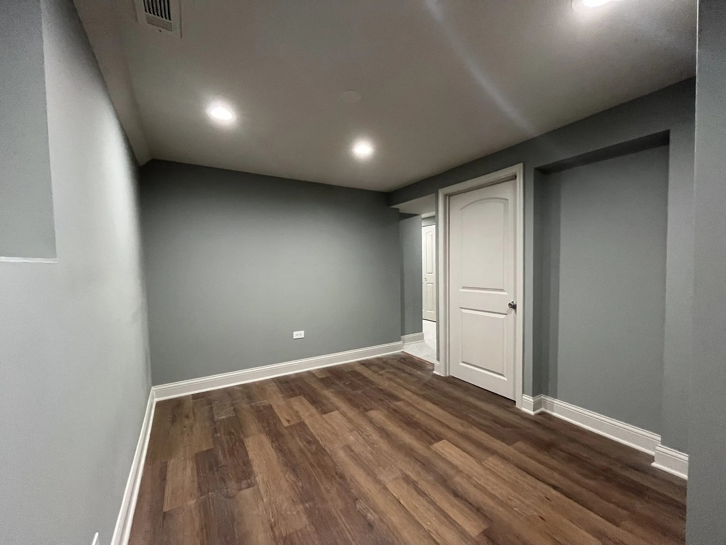 1446 West Irving Park Road, Unit 1 Chicago, IL 60613 - Photo 34 of 45