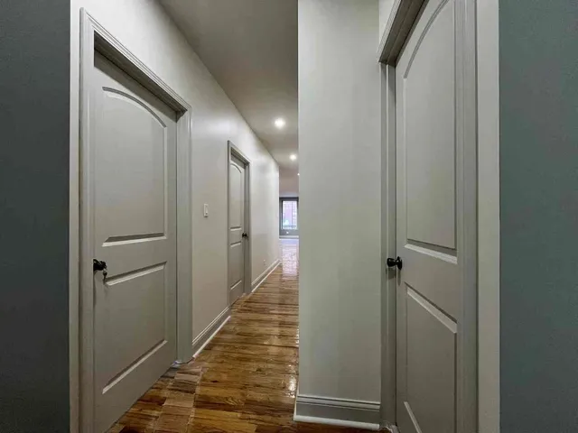 $4,950 | 1446 West Irving Park Road, Unit 1, Chicago, IL 60613