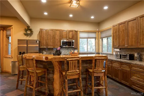 $1,499,000 | 325 Stony Creek Road, Big Bear Lake, CA 92315