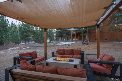 $1,499,000 | 325 Stony Creek Road, Big Bear Lake, CA 92315