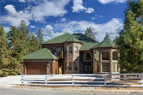 $1,499,000 | 325 Stony Creek Road, Big Bear Lake, CA 92315