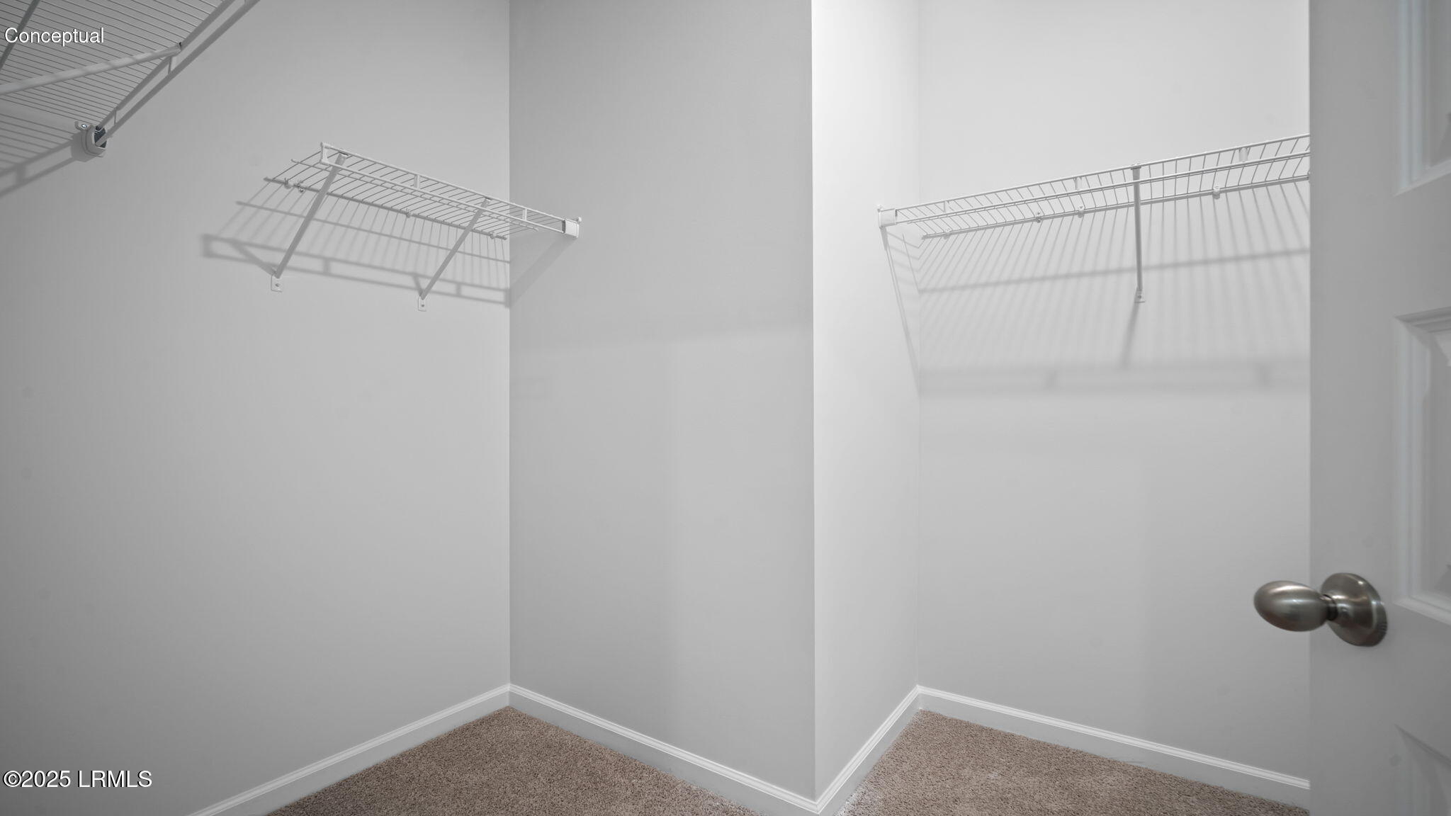 556 Holiday Street Ridgeland, SC 29936 - Photo 17 of 35 15 Primary closet