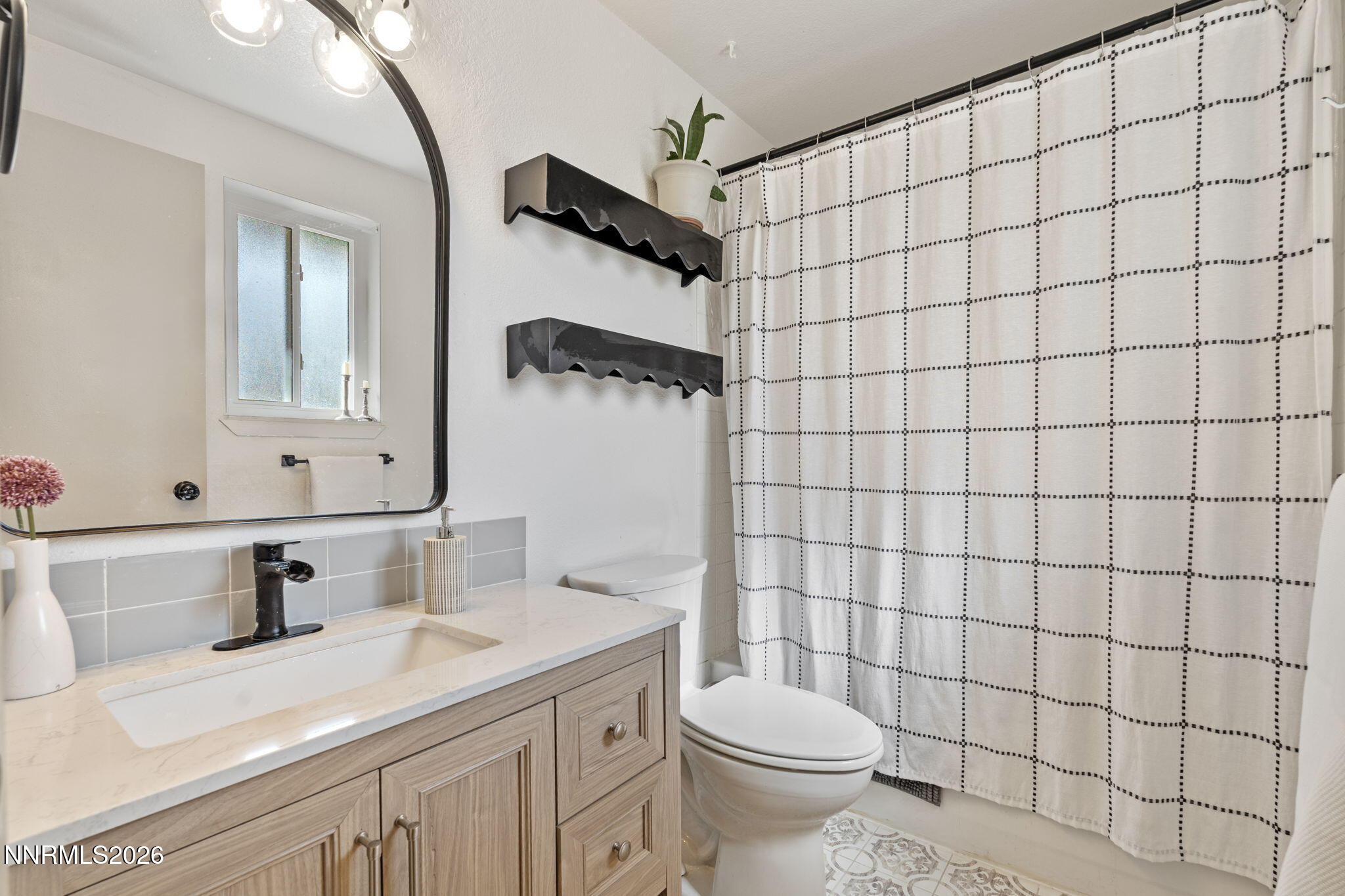 3929 Kings Row Reno, NV 89503 - Photo 22 of 47 34-web-or-mls-DSC04905