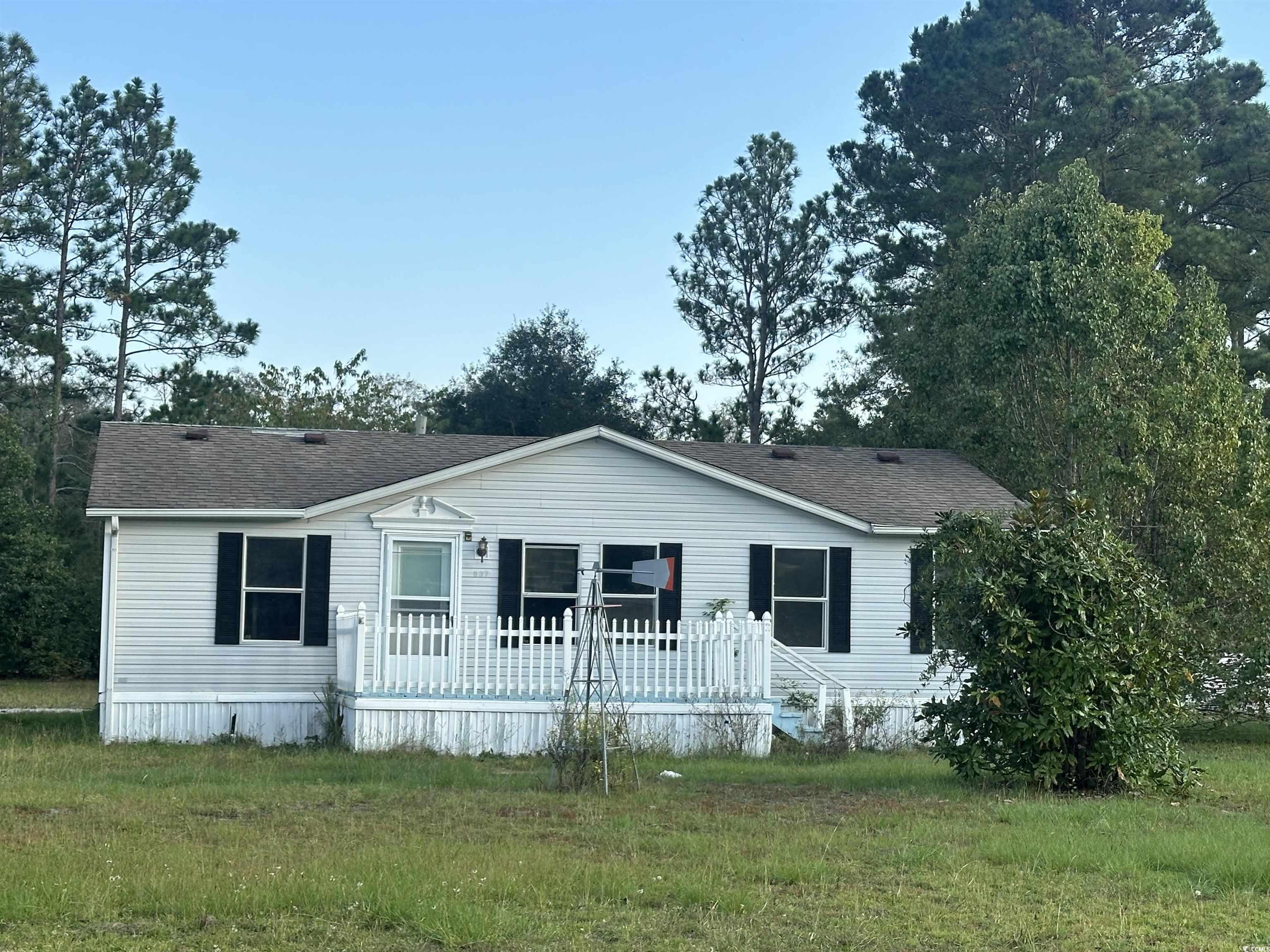 637 Wren Street Loris, SC 29569 - Photo 1 of 6