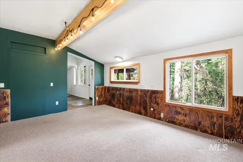 $330,000 | 6 Rattlesnake Road, Boise, ID 83716