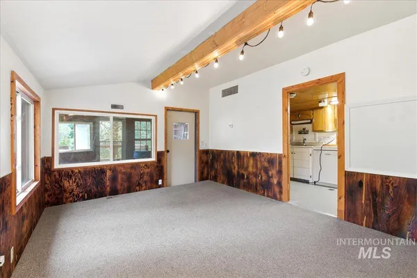$330,000 | 6 Rattlesnake Road, Boise, ID 83716