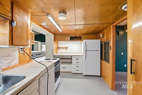 $330,000 | 6 Rattlesnake Road, Boise, ID 83716