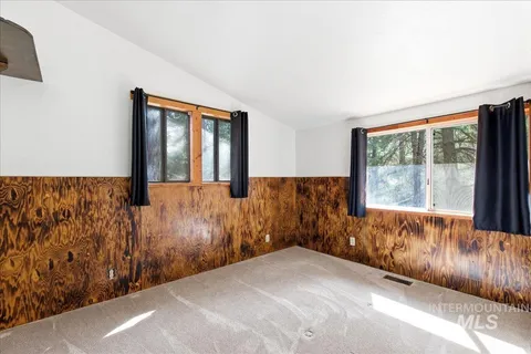 $330,000 | 6 Rattlesnake Road, Boise, ID 83716
