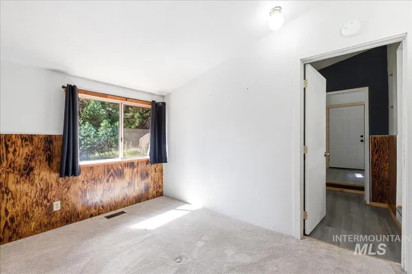 $330,000 | 6 Rattlesnake Road, Boise, ID 83716