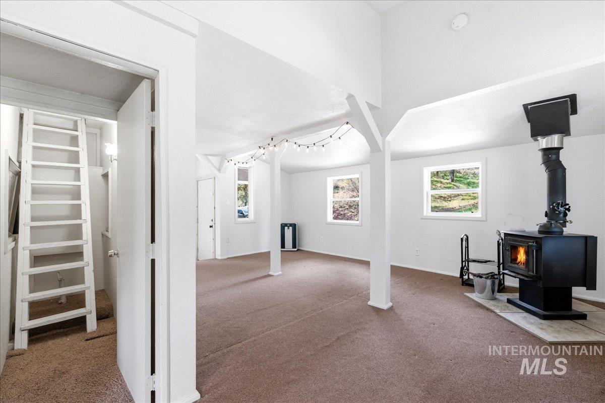 6 Rattlesnake Road Boise, ID 83716 - Photo 4 of 32