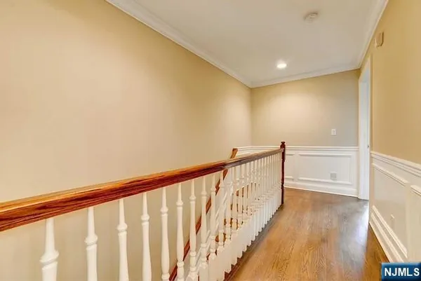 $5,100 | 31 Skymark Court, Unit 31, Upper Saddle River, NJ 07458