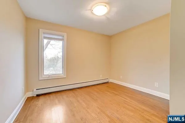 $5,100 | 31 Skymark Court, Unit 31, Upper Saddle River, NJ 07458