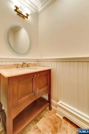 $5,100 | 31 Skymark Court, Unit 31, Upper Saddle River, NJ 07458