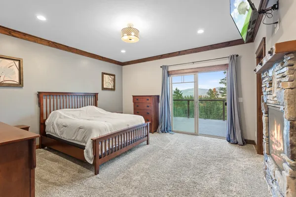 $1,950,000 | 18059 North Advent Lane, Post Falls, ID 83854