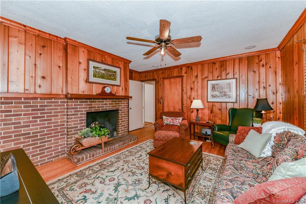5568 Robinhood Road Charlotte, NC 28211 - Photo 13 of 21 Gallery Image 13