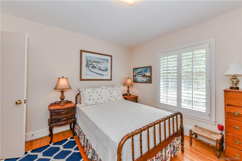 5568 Robinhood Road Charlotte, NC 28211 - Photo 17 of 21 Gallery Image 17