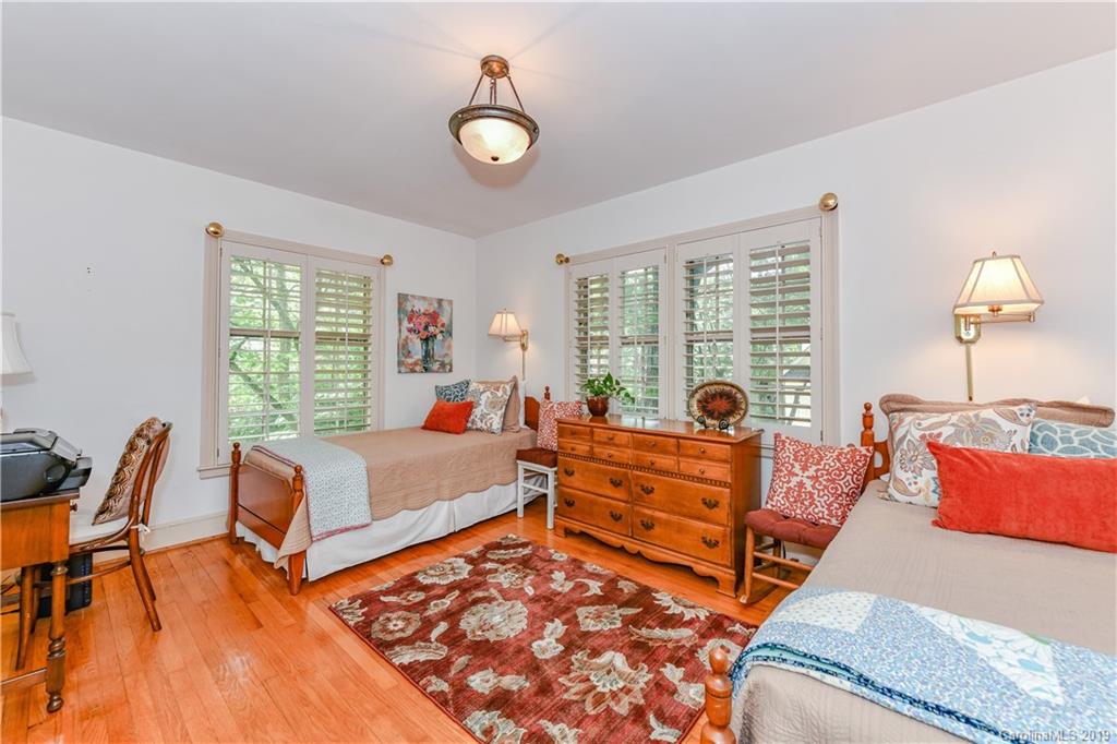 5568 Robinhood Road Charlotte, NC 28211 - Photo 18 of 21 Gallery Image 18