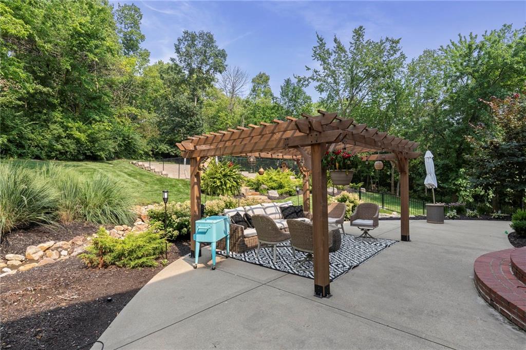 16931 South Highland Ridge Drive Loch Lloyd, MO 64012 - Photo 13 of 92