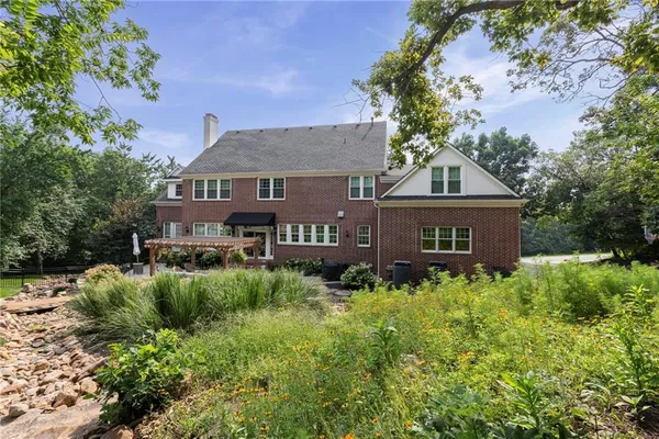 $2,195,000 | 16931 South Highland Ridge Drive, Loch Lloyd, MO 64012