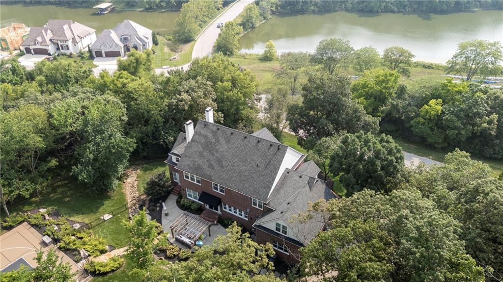 16931 South Highland Ridge Drive Loch Lloyd, MO 64012 - Photo 2 of 92