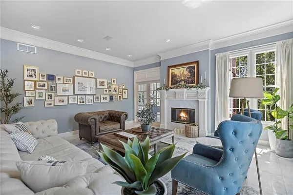 $2,195,000 | 16931 South Highland Ridge Drive, Loch Lloyd, MO 64012