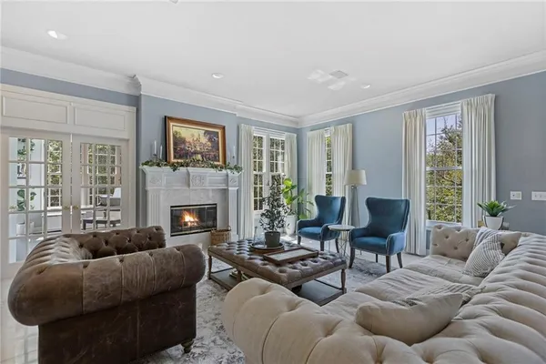 $2,195,000 | 16931 South Highland Ridge Drive, Loch Lloyd, MO 64012
