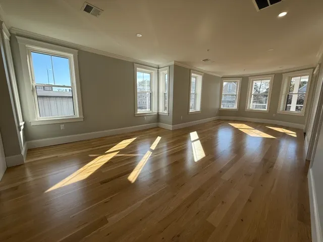 $4,100 | 95 B Grant Street, Unit 3&4, Framingham, MA 01702