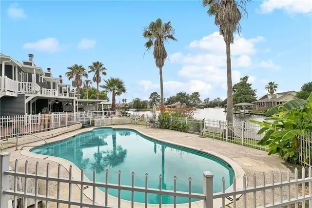 $129,000 | 200 Marina Drive, Unit B, Slidell, LA 70458