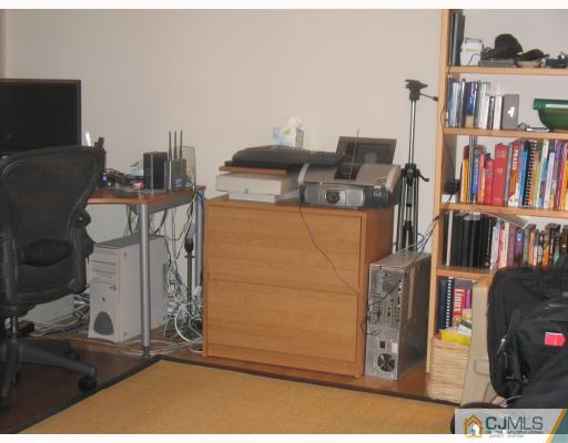 35 Whitehall Road East Brunswick, NJ 08816 - Photo 10 of 10 Gallery Image 10