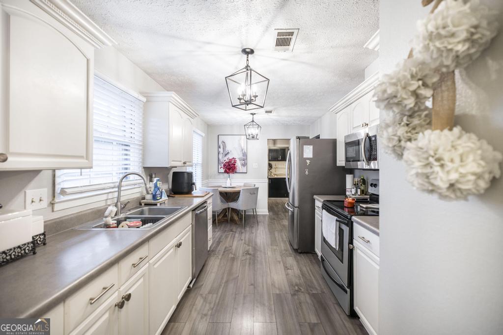 110 Mitchell Court Warner Robins, GA 31093 - Photo 15 of 38