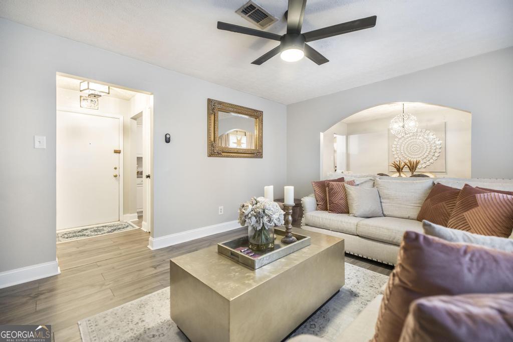 110 Mitchell Court Warner Robins, GA 31093 - Photo 9 of 38