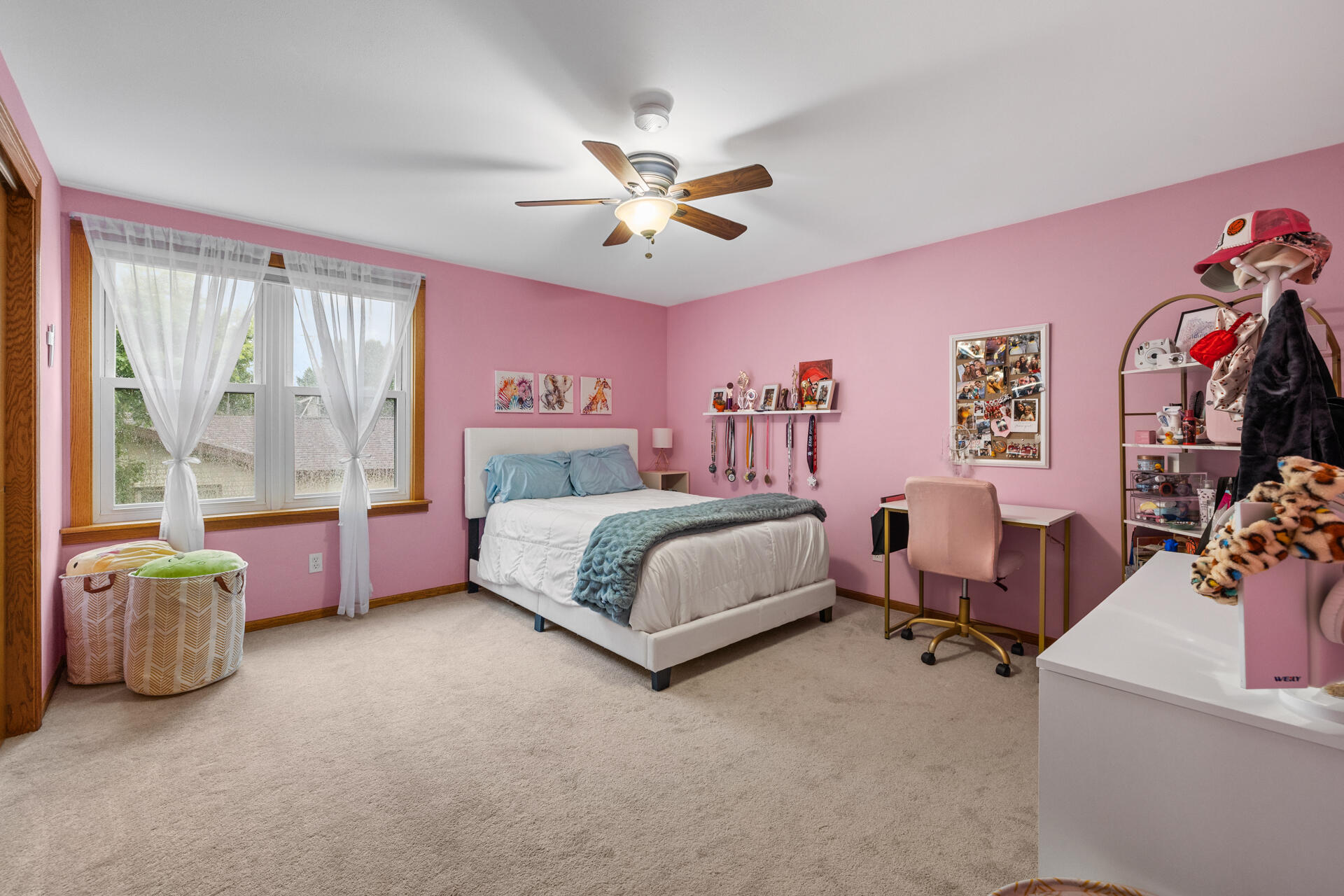 3960 Kings Way Slinger, WI 53086 - Photo 22 of 27 Bedroom 4