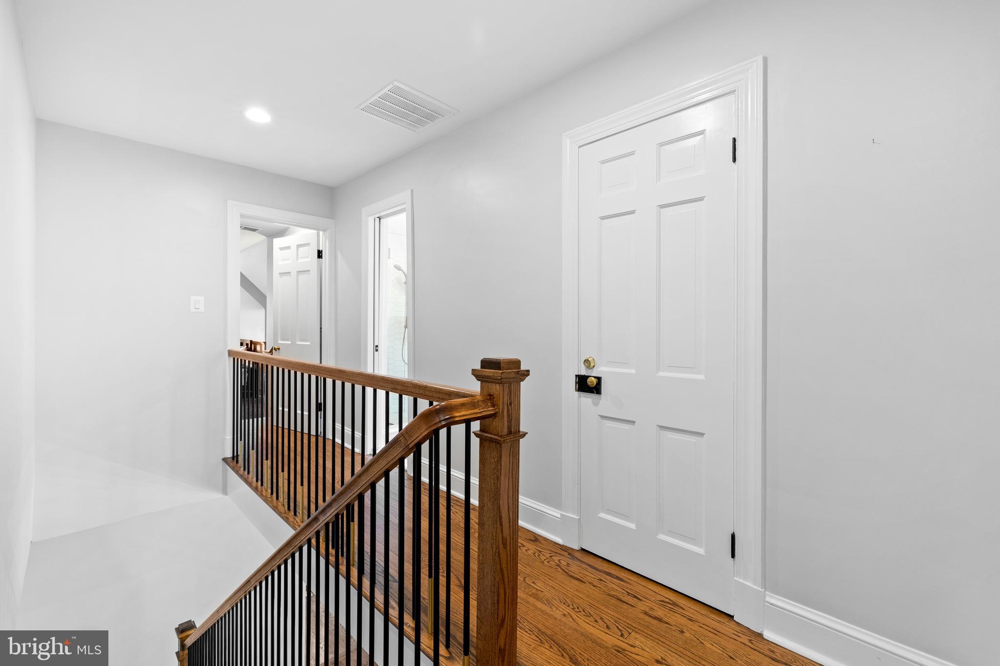 1003 Wagner Road Towson, MD 21204 - Photo 25 of 58 2nd Floor Hall