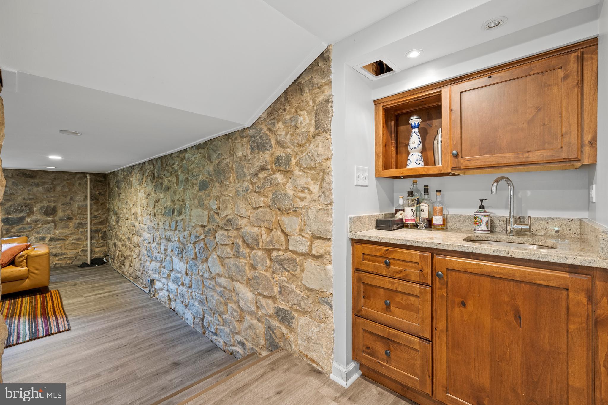 1003 Wagner Road Towson, MD 21204 - Photo 37 of 58 Wet Bar