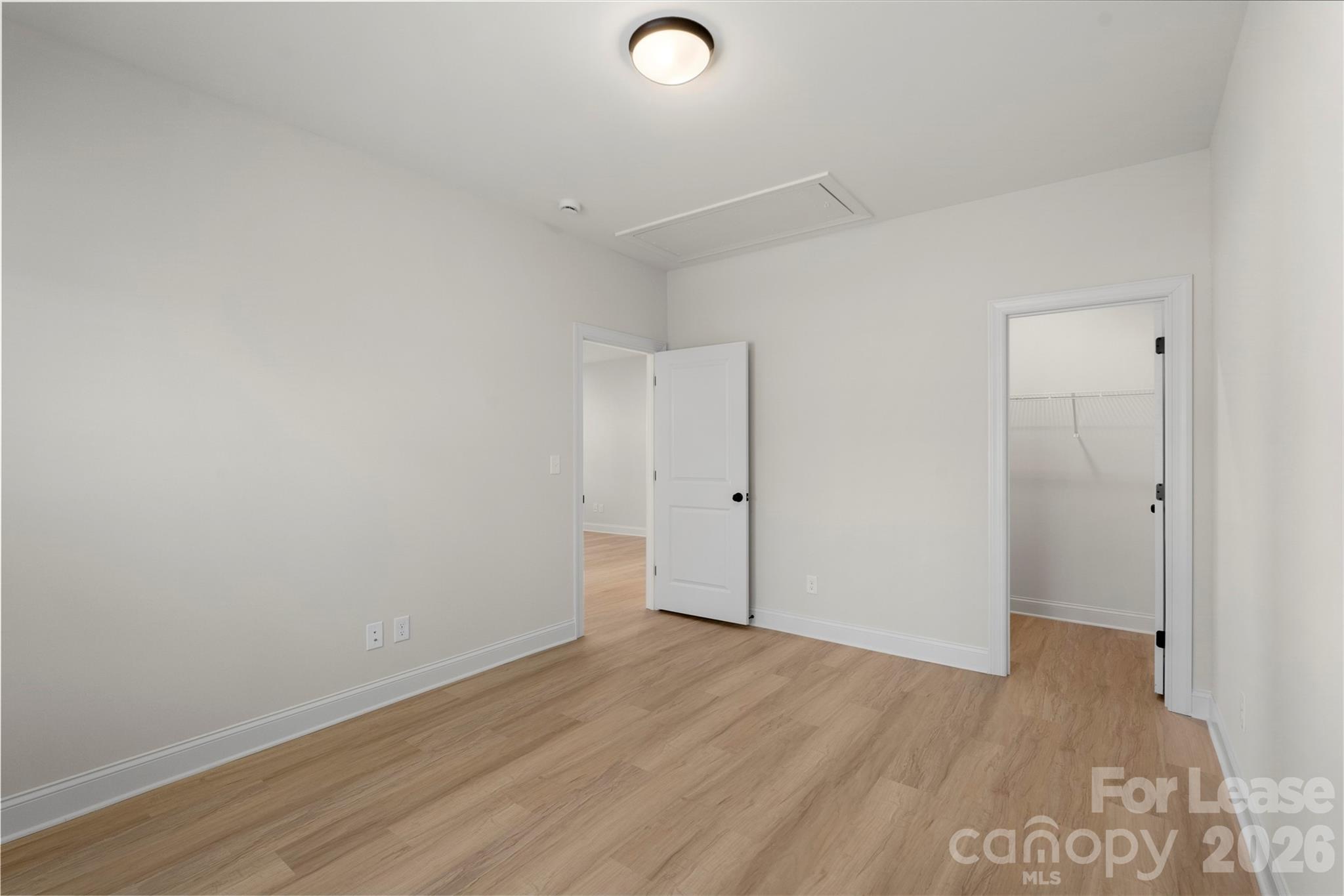 7805 Shadow Lawn Road Charlotte, NC 28269 - Photo 20 of 27