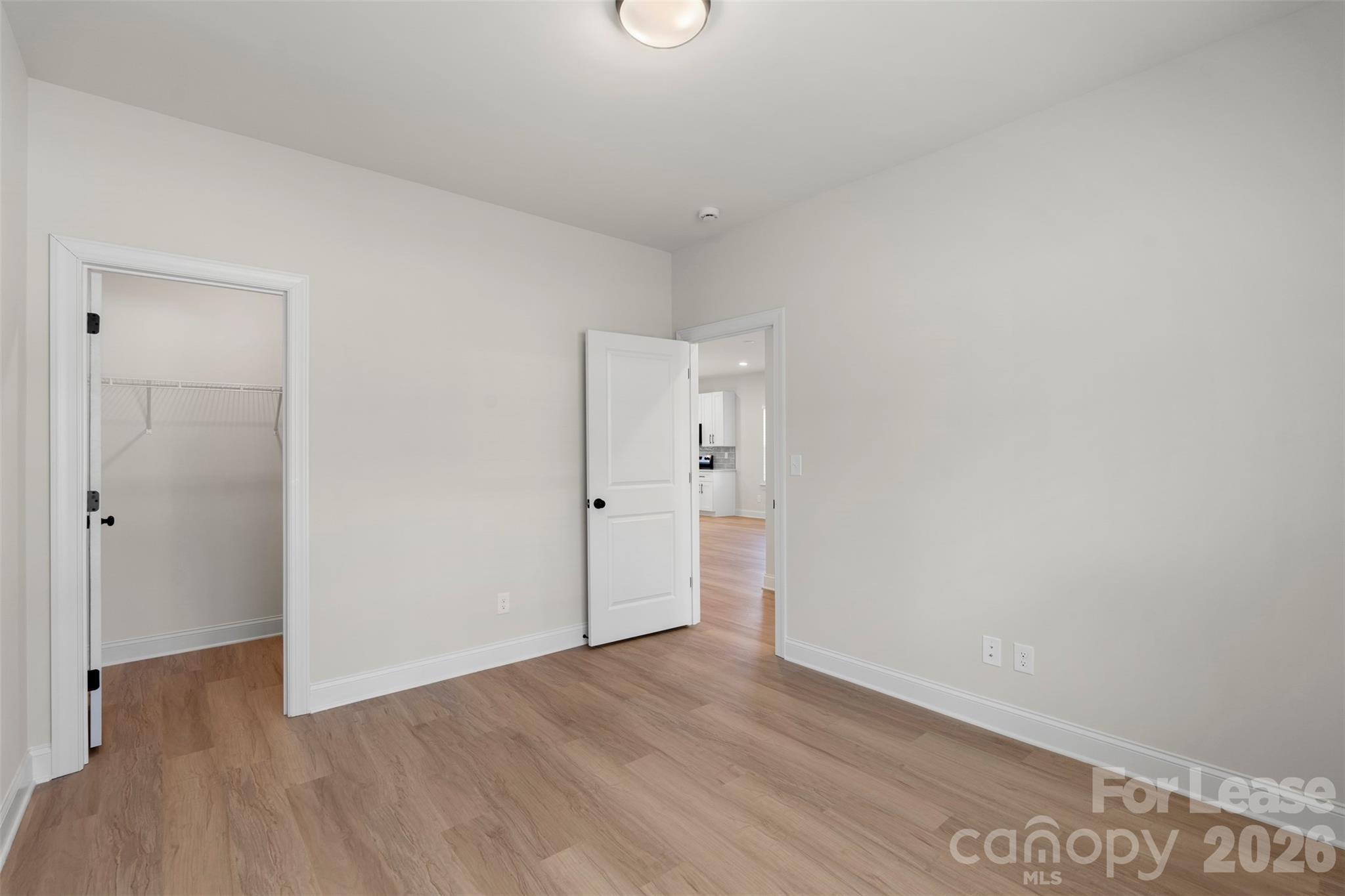 7805 Shadow Lawn Road Charlotte, NC 28269 - Photo 23 of 27