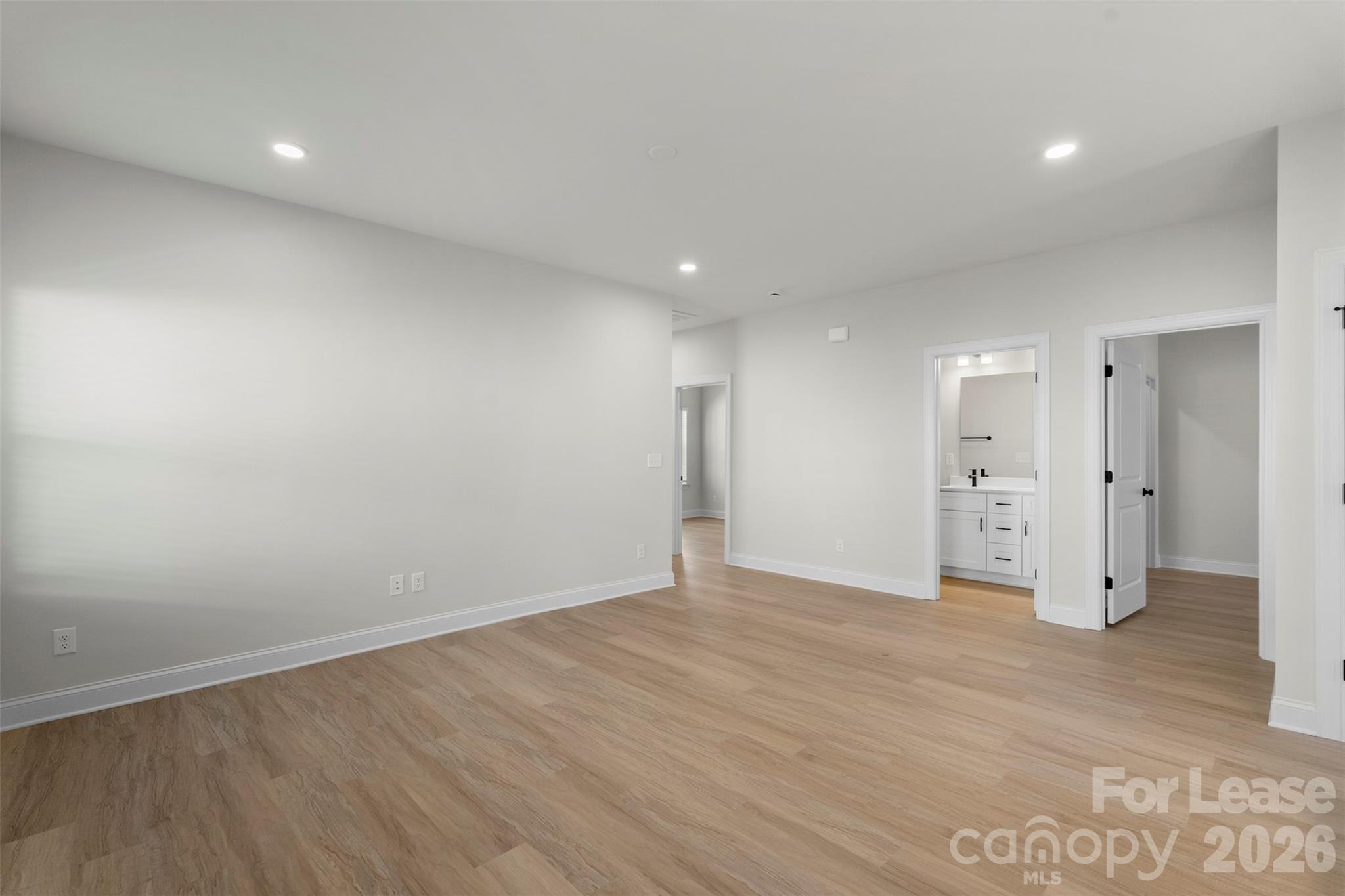 7805 Shadow Lawn Road Charlotte, NC 28269 - Photo 24 of 27